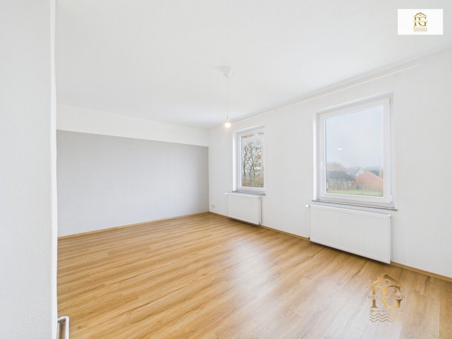 Schlafzimmer 2- Einfamilienhaus Neuhaus an der Oste