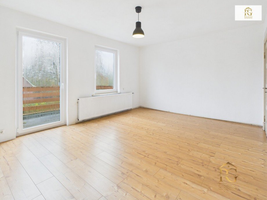 Schlafzimmer 1 Einfamilienhaus Neuhaus an der Oste