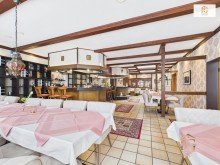 Hauptgastraum Beliebtes attraktives Restaurant im Stadtkern von Hemmoor mit Kegelbahn, gro�en Saal mit ca. 300 Sitzpl�tzen,B�hne, G�ste Zimmer, Au�enterrasse