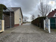 IMG_6806 Baugrundst�ck in Otterndorf 4-6 EFH/MFH m�glich
4.101 m2 davon 1.980 m2 Wohnbaufl�che