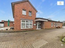 Hausansicht Vorderseite Beliebtes attraktives Restaurant im Stadtkern von Hemmoor mit Kegelbahn, gro�en Saal mit ca. 300 Sitzpl�tzen,B�hne, G�ste Zimmer, Au�enterrasse