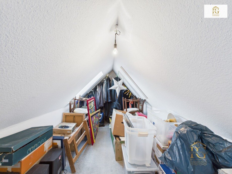 DG Kinderzimmer/Hobbyraum im DG Doppelhaush�lfte Geestland