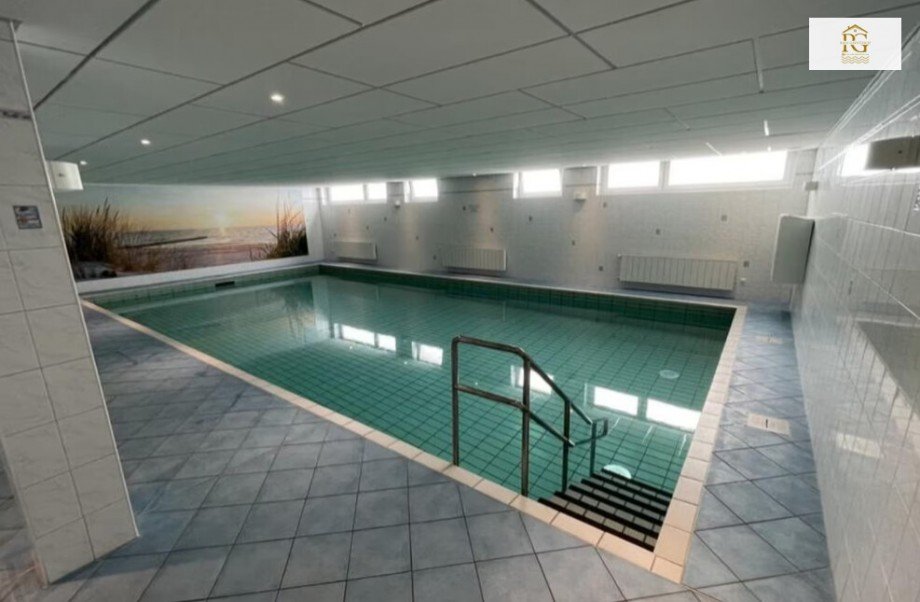 Schwimmbad im Hauptgeb�ude Etagenwohnung Cuxhaven