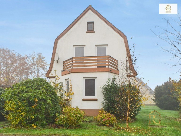 Hausansicht von vorne Neuhaus an der Oste Einfamilienhaus Charmantes freistehendes modernisiertes Einfamilienhaus oder Ferienhaus /360 Gradrundgang