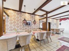 Hauptgastraum Beliebtes attraktives Restaurant im Stadtkern von Hemmoor mit Kegelbahn, gro�en Saal mit ca. 300 Sitzpl�tzen,B�hne, G�ste Zimmer, Au�enterrasse