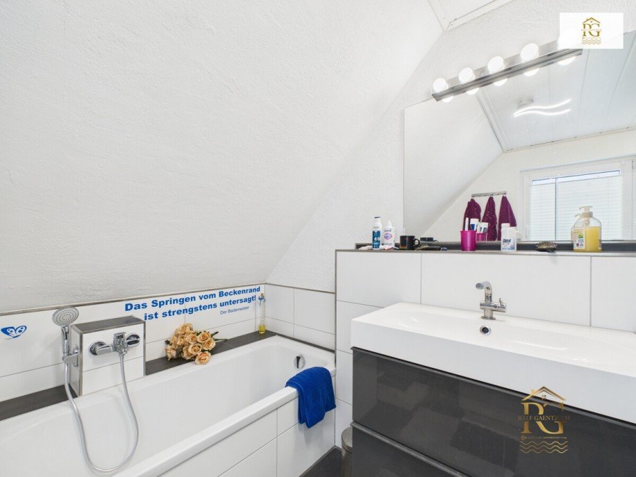 Badezimmer OG Einfamilienhaus Otterndorf