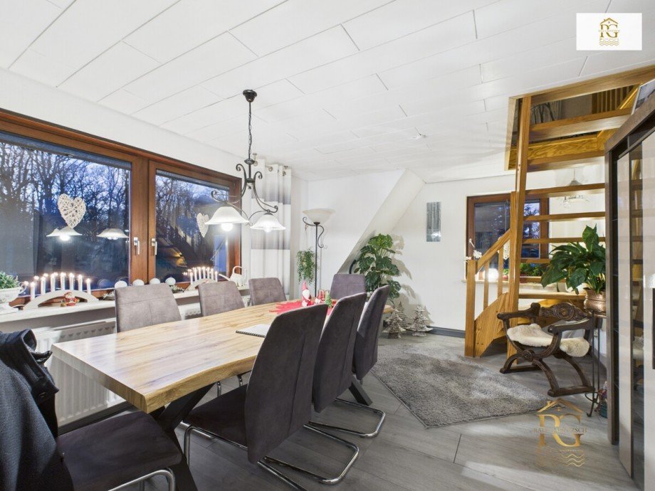 Esszimmer OG Mehrfamilienhaus Schiffdorf / Bramel